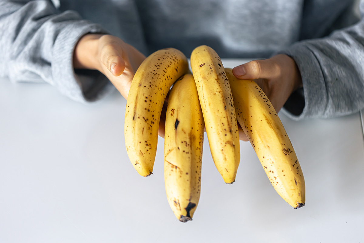 Lihtsad nipid, kuidas banaanid kauem värskena püsivad